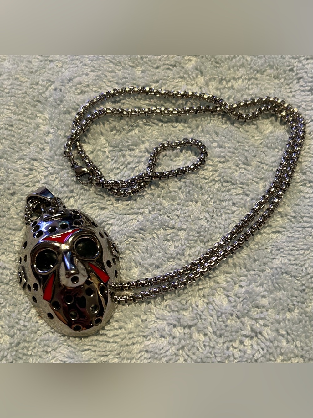JASON VORHEES/FRIDAY THE 13TH SILVER-TONE NECKLACE/NWOT/NEVER WORN/UNISEX!